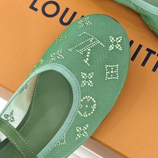 L*V驴家26WF新品网纱水钻平底玛丽珍鞋网纱缀钻玛丽珍登场轻纱覆足笼着朦胧柔光水钻折射细碎星光玛丽珍扣 L*V驴家26WF新品网纱水钻平底玛丽珍鞋网纱缀钻玛丽珍登场轻纱覆足笼着朦胧柔光水钻折射细碎星光玛丽珍扣