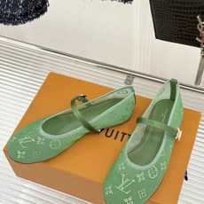L*V驴家26WF新品网纱水钻平底玛丽珍鞋网纱缀钻玛丽珍登场轻纱覆足笼着朦胧柔光水钻折射细碎星光玛丽珍扣 L*V驴家26WF新品网纱水钻平底玛丽珍鞋网纱缀钻玛丽珍登场轻纱覆足笼着朦胧柔光水钻折射细碎星光玛丽珍扣