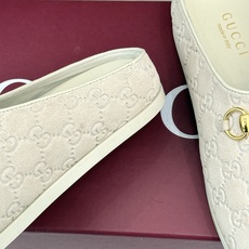 Gucci/古驰26WF新品双G马衔扣老花包头穆勒半拖双G老花续写复古经典金属马衔扣定格腔调穆勒半拖慵懒 Gucci/古驰26WF新品双G马衔扣老花包头穆勒半拖双G老花续写复古经典金属马衔扣定格腔调穆勒半拖慵懒