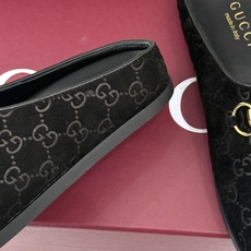 Gucci/古驰26WF新品双G马衔扣老花包头穆勒半拖双G老花续写复古经典金属马衔扣定格腔调穆勒半拖慵懒 Gucci/古驰26WF新品双G马衔扣老花包头穆勒半拖双G老花续写复古经典金属马衔扣定格腔调穆勒半拖慵懒