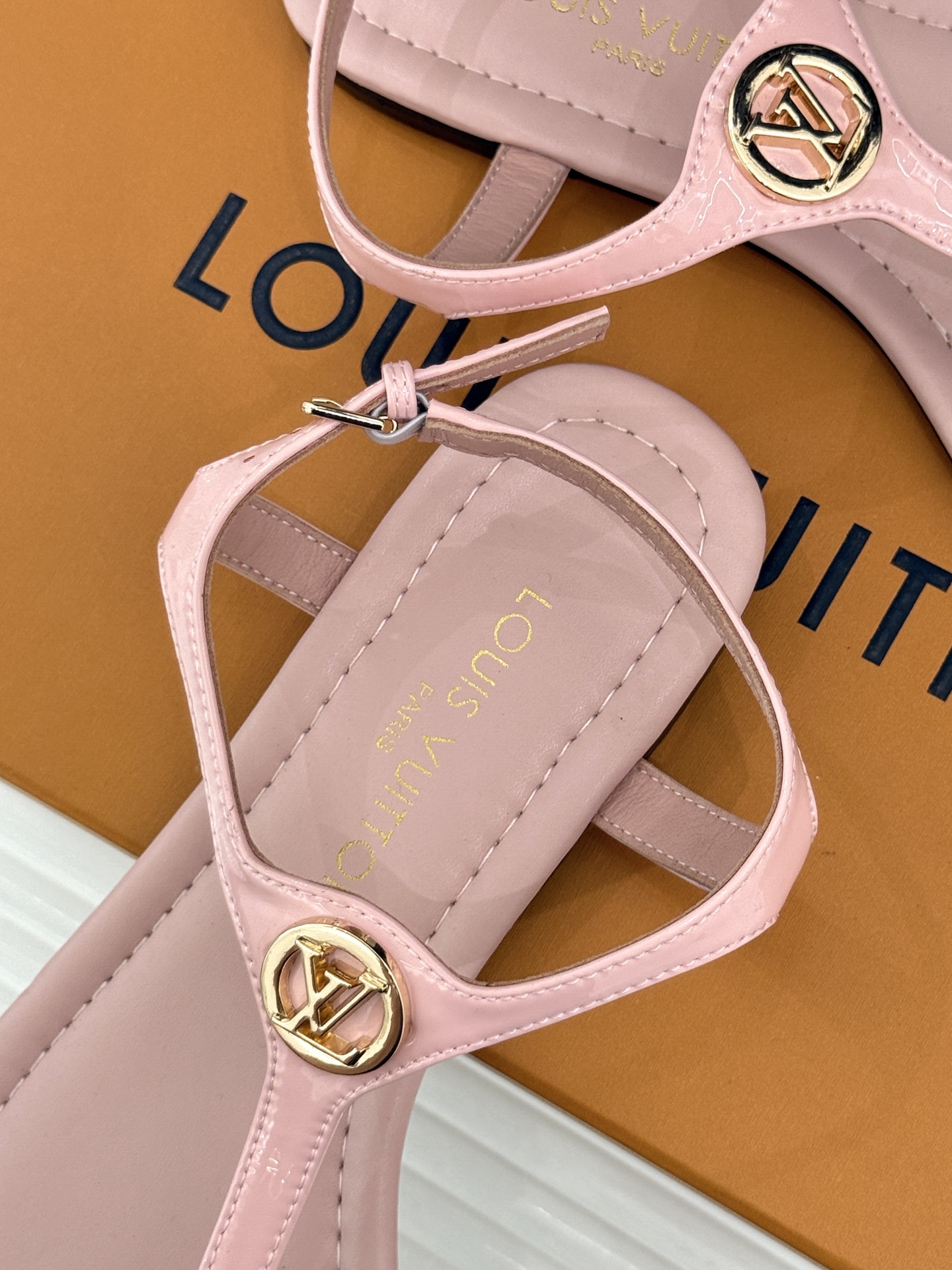 Louis Vuitton Sandals