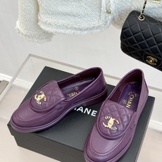 CHANE*|小香经典书包扣 菱格翻盖乐福鞋 经典款永不过时 小香风精髓狠狠拿捏 鞋柜必有它位置 金扣复古感拉满 上脚巨 CHANE*|小香经典书包扣 菱格翻盖乐福鞋 经典款永不过时 小香风精髓狠狠拿捏 鞋柜必有它位置 金扣复古感拉满 上脚巨
