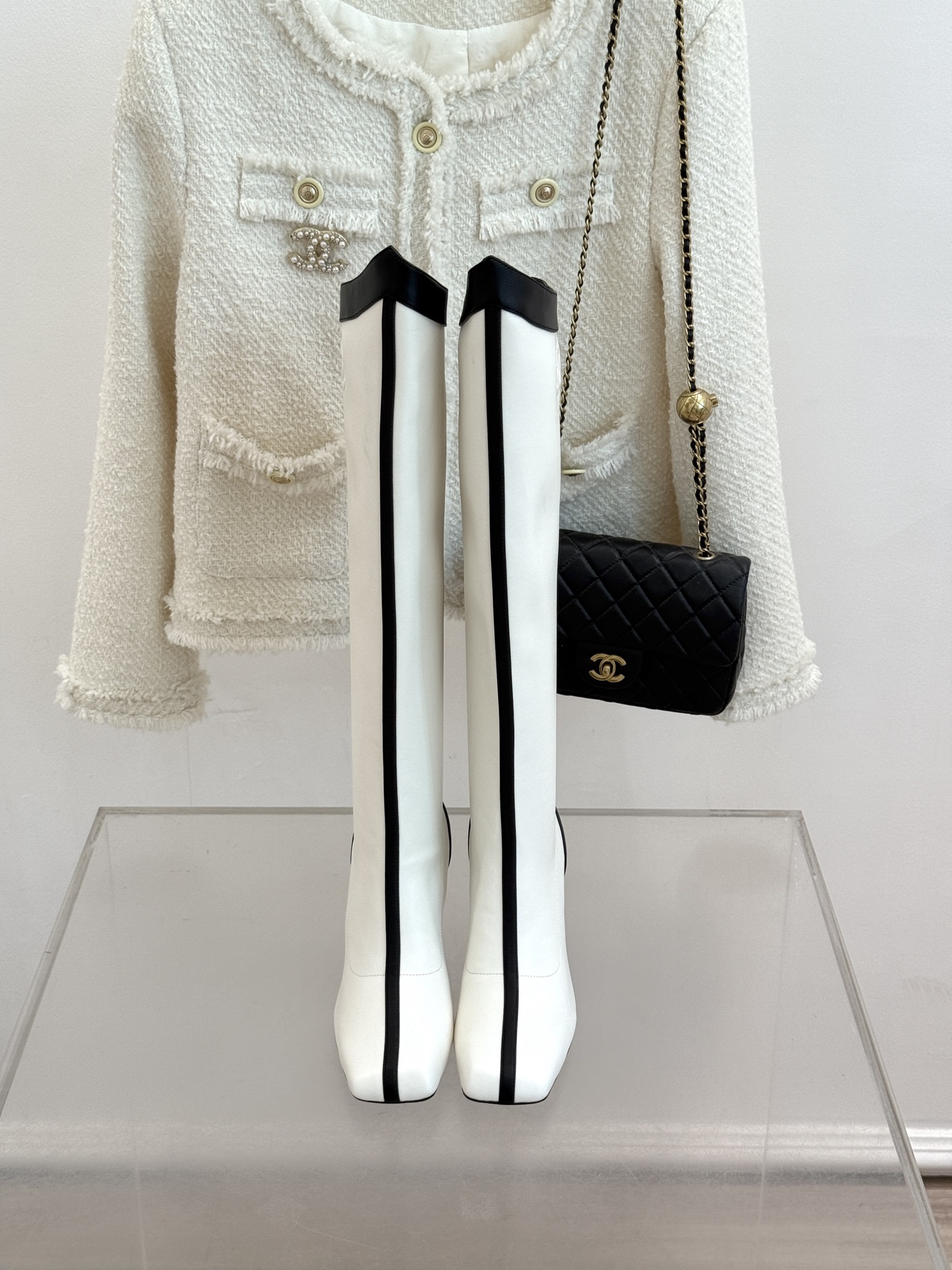 CHANE*｜小香26A秋冬新品 双C拼接方头金属跟高跟长靴 秋冬鞋柜必有它位置 时髦精闭眼入不亏 解锁秋冬穿搭万能密码