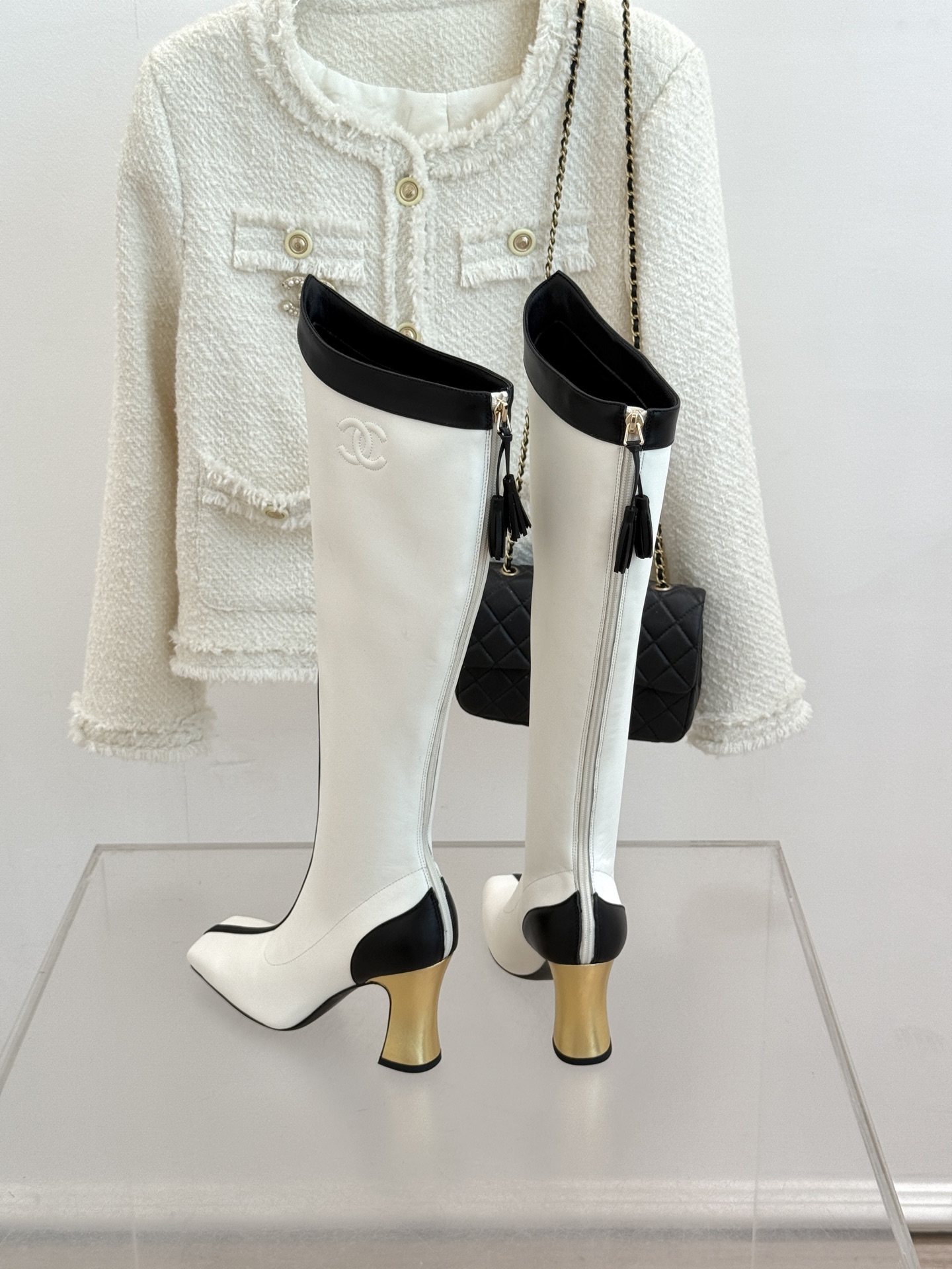 CHANE*｜小香26A秋冬新品 双C拼接方头金属跟高跟长靴 秋冬鞋柜必有它位置 时髦精闭眼入不亏 解锁秋冬穿搭万能密码