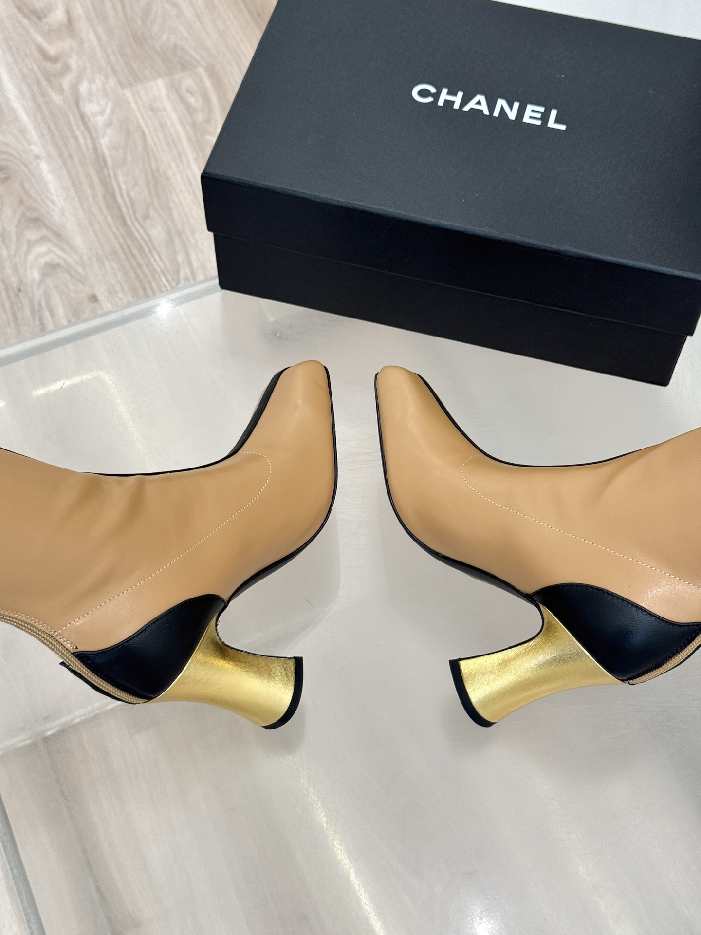 CHANE*｜小香26A秋冬新品 双C拼接方头金属跟高跟长靴 秋冬鞋柜必有它位置 时髦精闭眼入不亏 解锁秋冬穿搭万能密码