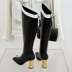 CHANE*|小香26A秋冬新品 双C拼接方头金属跟高跟长靴 秋冬鞋柜必有它位置 时髦精闭眼入不亏 解锁秋冬穿搭万能密码 CHANE*|小香26A秋冬新品 双C拼接方头金属跟高跟长靴 秋冬鞋柜必有它位置 时髦精闭眼入不亏 解锁秋冬穿搭万能密码