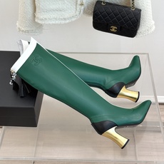 CHANE*|小香26A秋冬新品 双C拼接方头金属跟高跟长靴 秋冬鞋柜必有它位置 时髦精闭眼入不亏 解锁秋冬穿搭万能密码 CHANE*|小香26A秋冬新品 双C拼接方头金属跟高跟长靴 秋冬鞋柜必有它位置 时髦精闭眼入不亏 解锁秋冬穿搭万能密码