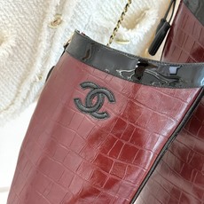 CHANE*|小香26A秋冬新品 双C拼接方头金属跟高跟长靴 秋冬鞋柜必有它位置 时髦精闭眼入不亏 解锁秋冬穿搭万能密码 CHANE*|小香26A秋冬新品 双C拼接方头金属跟高跟长靴 秋冬鞋柜必有它位置 时髦精闭眼入不亏 解锁秋冬穿搭万能密码