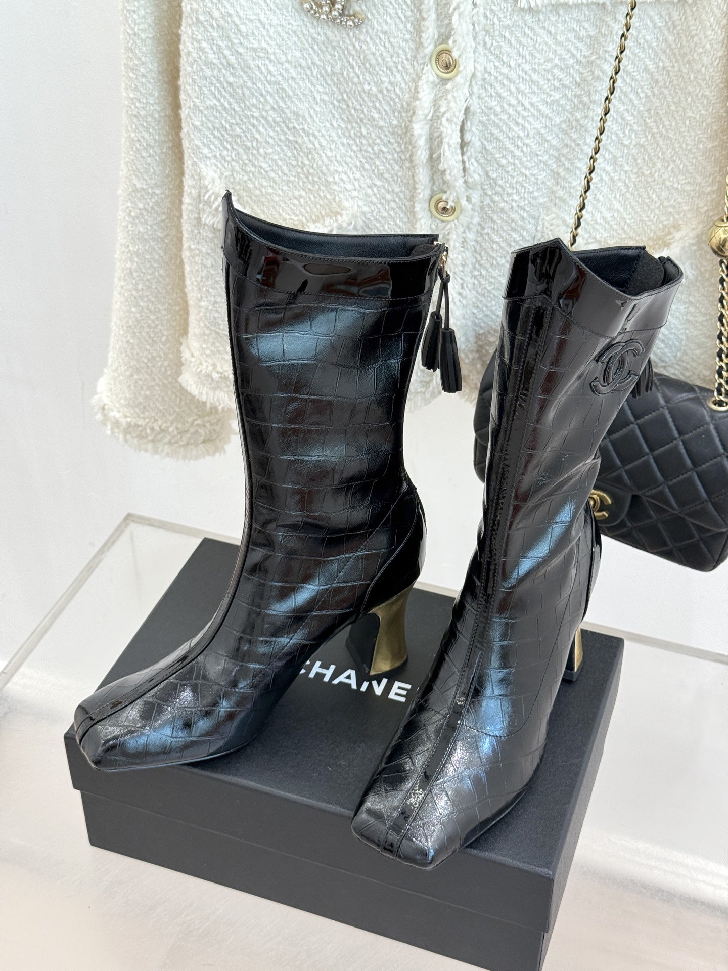 CHANE*｜小香26A秋冬新品 双C拼接方头金属跟高跟长靴 秋冬鞋柜必有它位置 时髦精闭眼入不亏 解锁秋冬穿搭万能密码