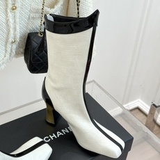 CHANE*|小香26A秋冬新品 双C拼接方头金属跟高跟长靴 秋冬鞋柜必有它位置 时髦精闭眼入不亏 解锁秋冬穿搭万能密码 CHANE*|小香26A秋冬新品 双C拼接方头金属跟高跟长靴 秋冬鞋柜必有它位置 时髦精闭眼入不亏 解锁秋冬穿搭万能密码