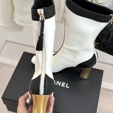 CHANE*|小香26A秋冬新品 双C拼接方头金属跟高跟长靴 秋冬鞋柜必有它位置 时髦精闭眼入不亏 解锁秋冬穿搭万能密码 CHANE*|小香26A秋冬新品 双C拼接方头金属跟高跟长靴 秋冬鞋柜必有它位置 时髦精闭眼入不亏 解锁秋冬穿搭万能密码