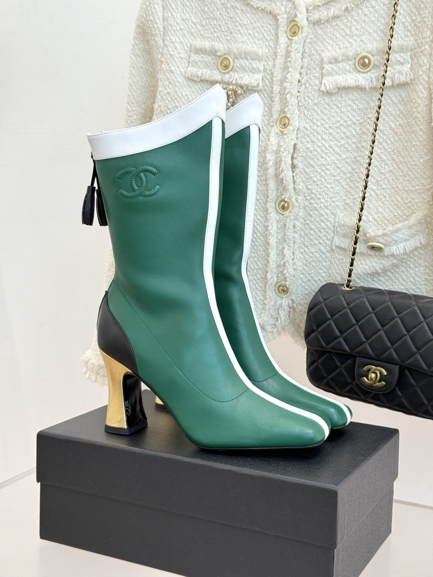 CHANE*｜小香26A秋冬新品 双C拼接方头金属跟高跟长靴 秋冬鞋柜必有它位置 时髦精闭眼入不亏 解锁秋冬穿搭万能密码