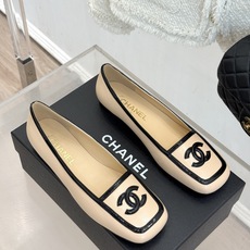 CHANE*|小香26AB新品双C 方头拼接后空凉鞋单鞋 春夏穿搭的宝藏单品 时髦精们人手必备 闭眼入绝不踩雷 满是法式 CHANE*|小香26AB新品双C 方头拼接后空凉鞋单鞋 春夏穿搭的宝藏单品 时髦精们人手必备 闭眼入绝不踩雷 满是法式