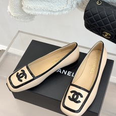 CHANE*|小香26AB新品双C 方头拼接后空凉鞋单鞋 春夏穿搭的宝藏单品 时髦精们人手必备 闭眼入绝不踩雷 满是法式 CHANE*|小香26AB新品双C 方头拼接后空凉鞋单鞋 春夏穿搭的宝藏单品 时髦精们人手必备 闭眼入绝不踩雷 满是法式