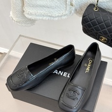 CHANE*|小香26AB新品双C 方头拼接后空凉鞋单鞋 春夏穿搭的宝藏单品 时髦精们人手必备 闭眼入绝不踩雷 满是法式 CHANE*|小香26AB新品双C 方头拼接后空凉鞋单鞋 春夏穿搭的宝藏单品 时髦精们人手必备 闭眼入绝不踩雷 满是法式