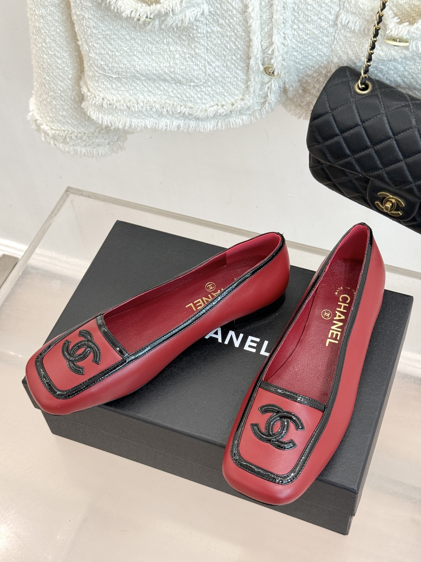 CHANE*|小香26AB新品双C 方头拼接后空凉鞋单鞋 春夏穿搭的宝藏单品 时髦精们人手必备 闭眼入绝不踩雷 满是法式 CHANE*|小香26AB新品双C 方头拼接后空凉鞋单鞋 春夏穿搭的宝藏单品 时髦精们人手必备 闭眼入绝不踩雷 满是法式