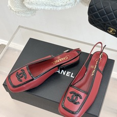 CHANE*|小香26AB新品双C 方头拼接后空凉鞋单鞋 春夏穿搭的宝藏单品 时髦精们人手必备 闭眼入绝不踩雷 满是法式 CHANE*|小香26AB新品双C 方头拼接后空凉鞋单鞋 春夏穿搭的宝藏单品 时髦精们人手必备 闭眼入绝不踩雷 满是法式