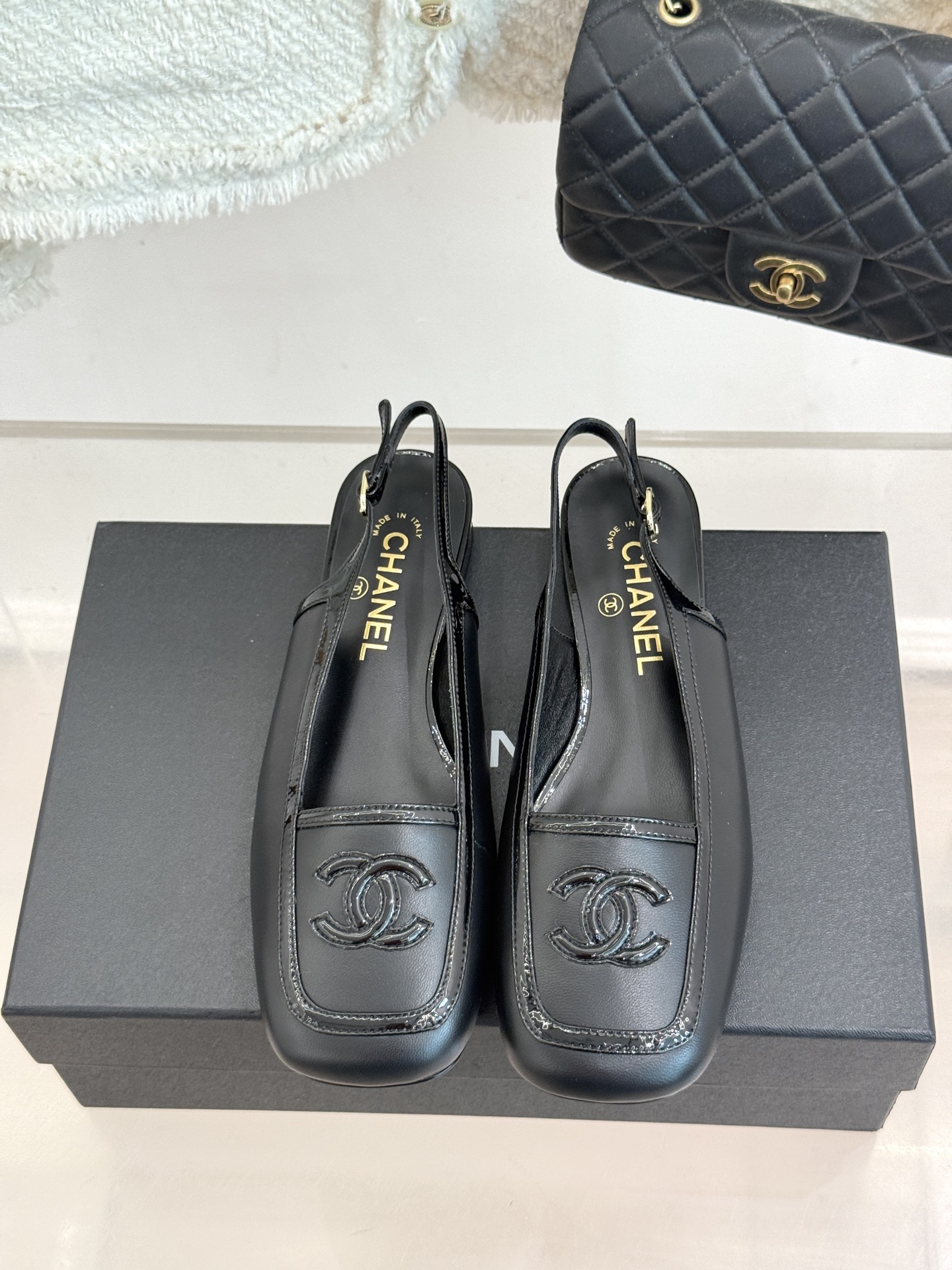 CHANE*｜小香26AB新品双C 方头拼接后空凉鞋单鞋 春夏穿搭的宝藏单品 时髦精们人手必备 闭眼入绝不踩雷 满是法式