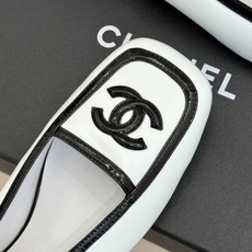 CHANE*|小香26AB新品双C 方头拼接后空凉鞋单鞋 春夏穿搭的宝藏单品 时髦精们人手必备 闭眼入绝不踩雷 满是法式 CHANE*|小香26AB新品双C 方头拼接后空凉鞋单鞋 春夏穿搭的宝藏单品 时髦精们人手必备 闭眼入绝不踩雷 满是法式