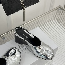MaisonMargiela|MM6马吉拉 复古分趾坡跟单鞋凉鞋 夏日出街回头率爆表 鞋柜里的宝藏小众单品 懂的人自然懂 MaisonMargiela|MM6马吉拉 复古分趾坡跟单鞋凉鞋 夏日出街回头率爆表 鞋柜里的宝藏小众单品 懂的人自然懂