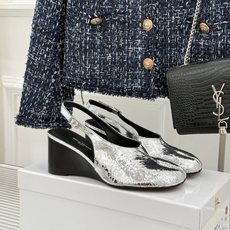 MaisonMargiela|MM6马吉拉 复古分趾坡跟单鞋凉鞋 夏日出街回头率爆表 鞋柜里的宝藏小众单品 懂的人自然懂 MaisonMargiela|MM6马吉拉 复古分趾坡跟单鞋凉鞋 夏日出街回头率爆表 鞋柜里的宝藏小众单品 懂的人自然懂