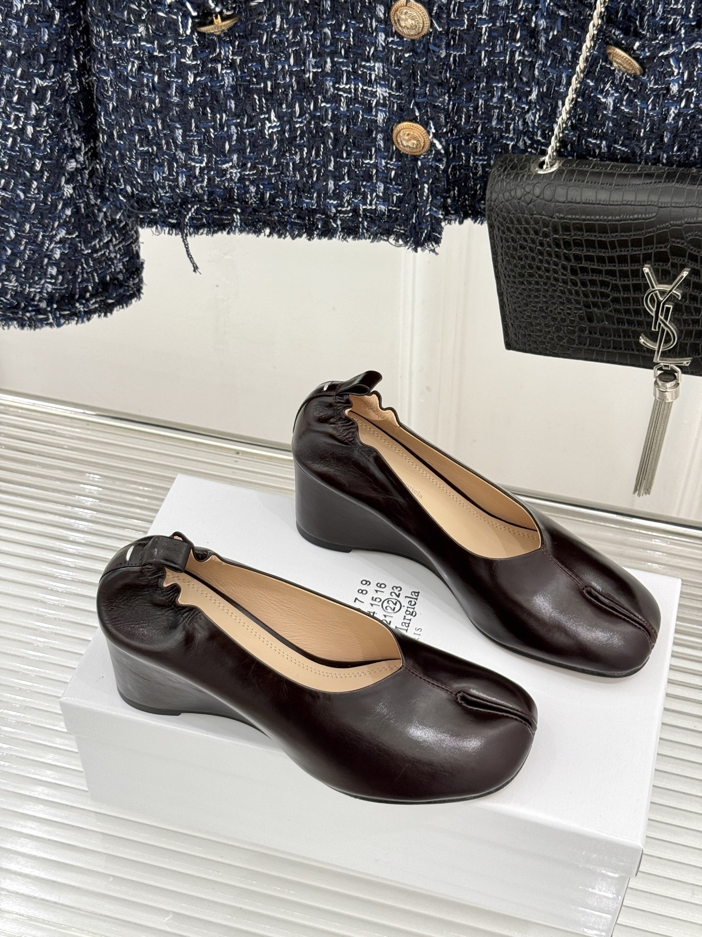 MaisonMargiela｜MM6马吉拉 复古分趾坡跟单鞋凉鞋 夏日出街回头率爆表 鞋柜里的宝藏小众单品 懂的人自然懂