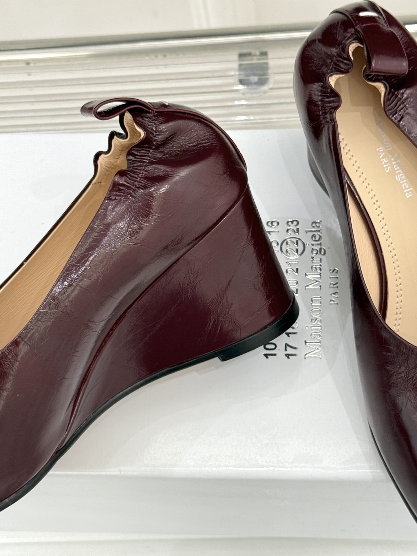 MaisonMargiela｜MM6马吉拉 复古分趾坡跟单鞋凉鞋 夏日出街回头率爆表 鞋柜里的宝藏小众单品 懂的人自然懂