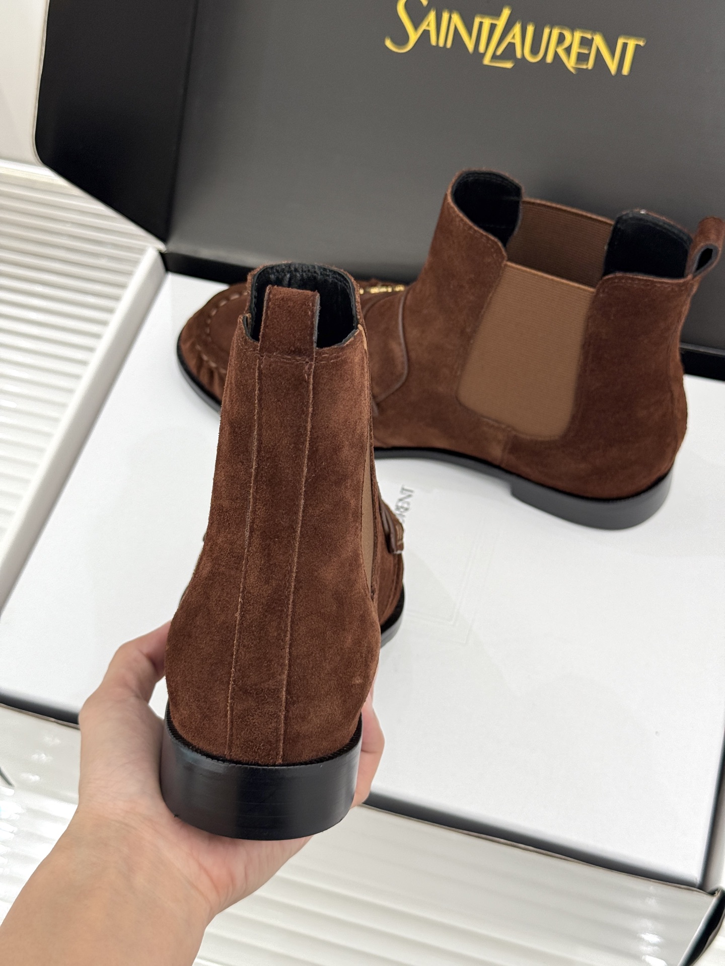 （配原版飞机盒） saintlaurent/YSL圣罗兰26WF 新品褶皱切尔西短靴 秋冬衣橱必备酷飒单品 上脚秒变摩登