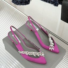 Balenciaga x Manolo Blahnik联盟款 26WF新品水晶叶真丝高跟凉鞋 巴黎世家联名莫罗新作 真丝 Balenciaga x Manolo Blahnik联盟款 26WF新品水晶叶真丝高跟凉鞋 巴黎世家联名莫罗新作 真丝