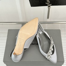 Balenciaga x Manolo Blahnik联盟款 26WF新品水晶叶真丝高跟凉鞋 巴黎世家联名莫罗新作 真丝 Balenciaga x Manolo Blahnik联盟款 26WF新品水晶叶真丝高跟凉鞋 巴黎世家联名莫罗新作 真丝