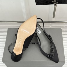 Balenciaga x Manolo Blahnik联盟款 26WF新品水晶叶真丝高跟凉鞋 巴黎世家联名莫罗新作 真丝 Balenciaga x Manolo Blahnik联盟款 26WF新品水晶叶真丝高跟凉鞋 巴黎世家联名莫罗新作 真丝