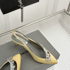 Balenciaga x Manolo Blahnik联盟款 26WF新品水晶叶真丝高跟凉鞋 巴黎世家联名莫罗新作 真丝 Balenciaga x Manolo Blahnik联盟款 26WF新品水晶叶真丝高跟凉鞋 巴黎世家联名莫罗新作 真丝