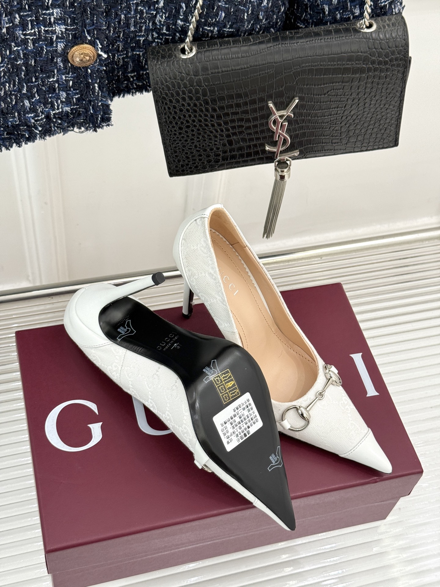 Gucci/古驰26WF新品Donna系列 马衔扣尖头高跟鞋凉鞋 经典马衔扣缀鞋面 尖头线条修饰纤细脚型 细跟拉长腿型比
