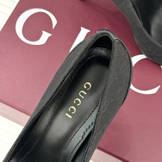 Gucci/古驰26WF新品Donna系列 马衔扣尖头高跟鞋凉鞋 经典马衔扣缀鞋面 尖头线条修饰纤细脚型 细跟拉长腿型比 Gucci/古驰26WF新品Donna系列 马衔扣尖头高跟鞋凉鞋 经典马衔扣缀鞋面 尖头线条修饰纤细脚型 细跟拉长腿型比