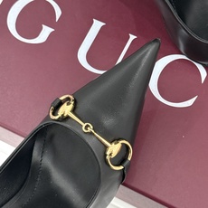 Gucci/古驰26WF新品Donna系列 马衔扣尖头高跟鞋凉鞋 经典马衔扣缀鞋面 尖头线条修饰纤细脚型 细跟拉长腿型比 Gucci/古驰26WF新品Donna系列 马衔扣尖头高跟鞋凉鞋 经典马衔扣缀鞋面 尖头线条修饰纤细脚型 细跟拉长腿型比