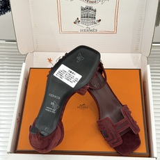 (配原版飞机盒) Hermès/爱马仕经典H型 细跟高跟凉鞋 极简奢韵 勾勒优雅身姿 标志性H型镂空鞋面 凝练品牌经典设 (配原版飞机盒) Hermès/爱马仕经典H型 细跟高跟凉鞋 极简奢韵 勾勒优雅身姿 标志性H型镂空鞋面 凝练品牌经典设