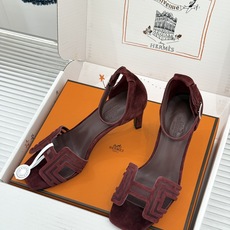 (配原版飞机盒) Hermès/爱马仕经典H型 细跟高跟凉鞋 极简奢韵 勾勒优雅身姿 标志性H型镂空鞋面 凝练品牌经典设 (配原版飞机盒) Hermès/爱马仕经典H型 细跟高跟凉鞋 极简奢韵 勾勒优雅身姿 标志性H型镂空鞋面 凝练品牌经典设