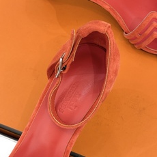 (配原版飞机盒) Hermès/爱马仕经典H型 细跟高跟凉鞋 极简奢韵 勾勒优雅身姿 标志性H型镂空鞋面 凝练品牌经典设 (配原版飞机盒) Hermès/爱马仕经典H型 细跟高跟凉鞋 极简奢韵 勾勒优雅身姿 标志性H型镂空鞋面 凝练品牌经典设