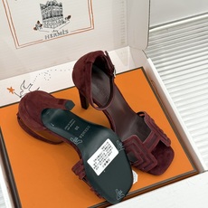 (配原版飞机盒) Hermès/爱马仕经典H型 细跟高跟凉鞋 极简奢韵 勾勒优雅身姿 标志性H型镂空鞋面 凝练品牌经典设 (配原版飞机盒) Hermès/爱马仕经典H型 细跟高跟凉鞋 极简奢韵 勾勒优雅身姿 标志性H型镂空鞋面 凝练品牌经典设