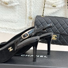 CHANE*|小香26B新品拼色 中空高跟凉鞋 鞋柜百搭宝藏款 时髦精必入款 标志性双C五金点缀鞋身 中空露肤显纤细 细 CHANE*|小香26B新品拼色 中空高跟凉鞋 鞋柜百搭宝藏款 时髦精必入款 标志性双C五金点缀鞋身 中空露肤显纤细 细
