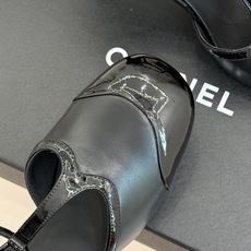 CHANE*|小香26B新品拼色 T字带中空高跟凉鞋 T字带缀双C金属标识 中空露肤显纤细 细高跟悄悄拉长腿线 复古法式 CHANE*|小香26B新品拼色 T字带中空高跟凉鞋 T字带缀双C金属标识 中空露肤显纤细 细高跟悄悄拉长腿线 复古法式