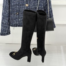 Gucci/古驰26WF新品马衔扣 方头粗跟弹力靴长靴 经典马衔扣续写典藏篇章 方头廓形显利落 粗跟稳妥衬出好比例 弹力 Gucci/古驰26WF新品马衔扣 方头粗跟弹力靴长靴 经典马衔扣续写典藏篇章 方头廓形显利落 粗跟稳妥衬出好比例 弹力