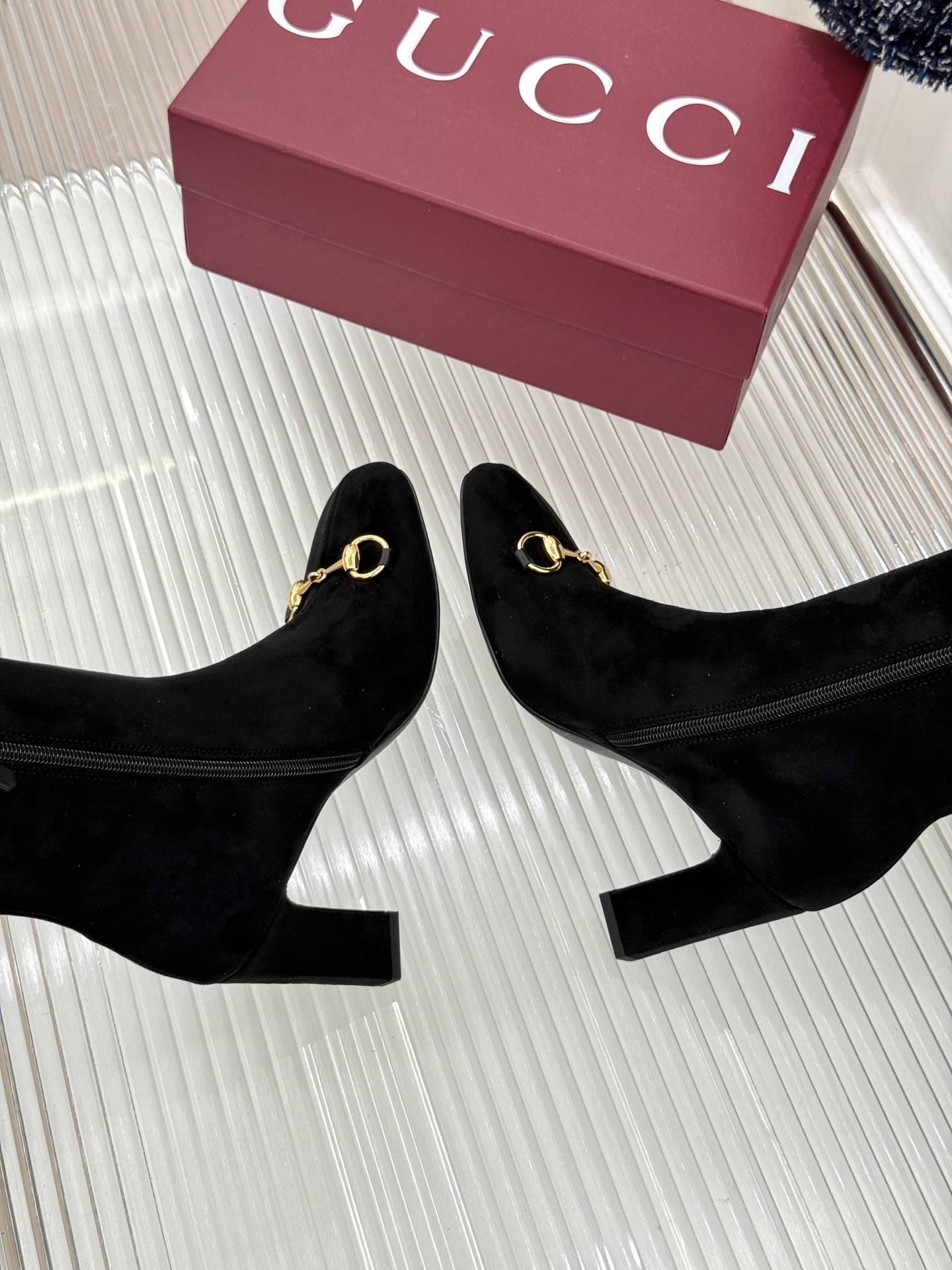 Gucci/古驰26WF新品马衔扣 方头粗跟弹力靴长靴 经典马衔扣续写典藏篇章 方头廓形显利落 粗跟稳妥衬出好比例 弹力 Gucci/古驰26WF新品马衔扣 方头粗跟弹力靴长靴 经典马衔扣续写典藏篇章 方头廓形显利落 粗跟稳妥衬出好比例 弹力