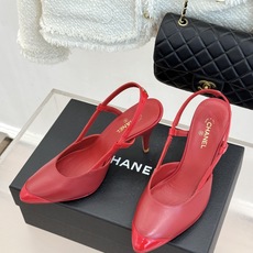 CHANE*|小香26B新品拼色 高跟鞋凉鞋 双色重绎经典美学设计 小尖头勾勒利落线条 后绊带贴合脚踝不掉跟 细高跟撑起 CHANE*|小香26B新品拼色 高跟鞋凉鞋 双色重绎经典美学设计 小尖头勾勒利落线条 后绊带贴合脚踝不掉跟 细高跟撑起