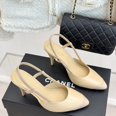 CHANE*|小香26B新品拼色 高跟鞋凉鞋 双色重绎经典美学设计 小尖头勾勒利落线条 后绊带贴合脚踝不掉跟 细高跟撑起 CHANE*|小香26B新品拼色 高跟鞋凉鞋 双色重绎经典美学设计 小尖头勾勒利落线条 后绊带贴合脚踝不掉跟 细高跟撑起