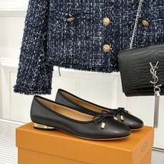TOD'S/托德斯26WF新品 蝴蝶结芭蕾舞鞋单鞋 蝴蝶结缀饰柔婉灵动 意式匠心雕琢细腻质感 柔润皮革亲肤妥帖 金属饰牌 TOD'S/托德斯26WF新品 蝴蝶结芭蕾舞鞋单鞋 蝴蝶结缀饰柔婉灵动 意式匠心雕琢细腻质感 柔润皮革亲肤妥帖 金属饰牌