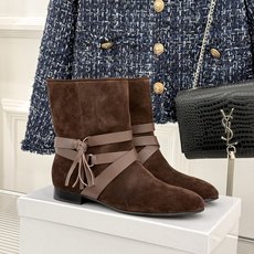 ISABEL MARANT/伊莎贝尔 26WF新品复古皮带扣短靴 秋冬造型点睛宝藏靴款 小众设计不易与人撞款 哑光绒面自 ISABEL MARANT/伊莎贝尔 26WF新品复古皮带扣短靴 秋冬造型点睛宝藏靴款 小众设计不易与人撞款 哑光绒面自