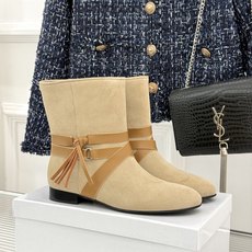 ISABEL MARANT/伊莎贝尔 26WF新品复古皮带扣短靴 秋冬造型点睛宝藏靴款 小众设计不易与人撞款 哑光绒面自 ISABEL MARANT/伊莎贝尔 26WF新品复古皮带扣短靴 秋冬造型点睛宝藏靴款 小众设计不易与人撞款 哑光绒面自
