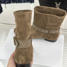 ISABEL MARANT/伊莎贝尔 26WF新品复古皮带扣短靴 秋冬造型点睛宝藏靴款 小众设计不易与人撞款 哑光绒面自 ISABEL MARANT/伊莎贝尔 26WF新品复古皮带扣短靴 秋冬造型点睛宝藏靴款 小众设计不易与人撞款 哑光绒面自