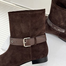 ISABEL MARANT/伊莎贝尔 26WF新品复古皮带扣短靴 秋冬造型点睛宝藏靴款 小众设计不易与人撞款 哑光绒面自 ISABEL MARANT/伊莎贝尔 26WF新品复古皮带扣短靴 秋冬造型点睛宝藏靴款 小众设计不易与人撞款 哑光绒面自